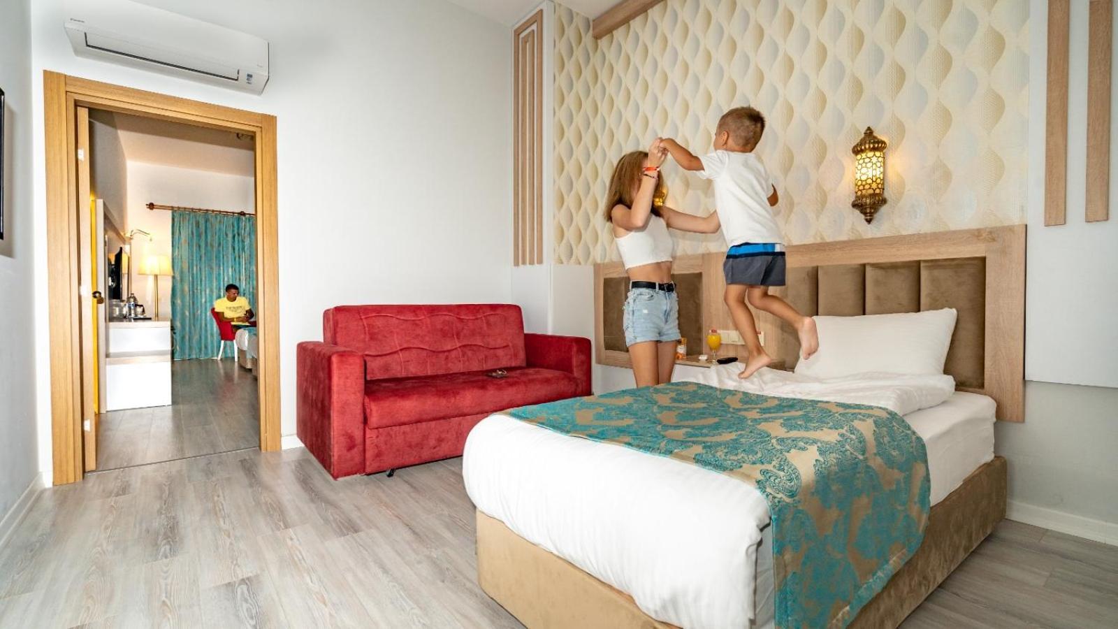 The Marilis Hill Resort Hotel & Spa Ultra All Inclusive 오쿠르칼라르 외부 사진